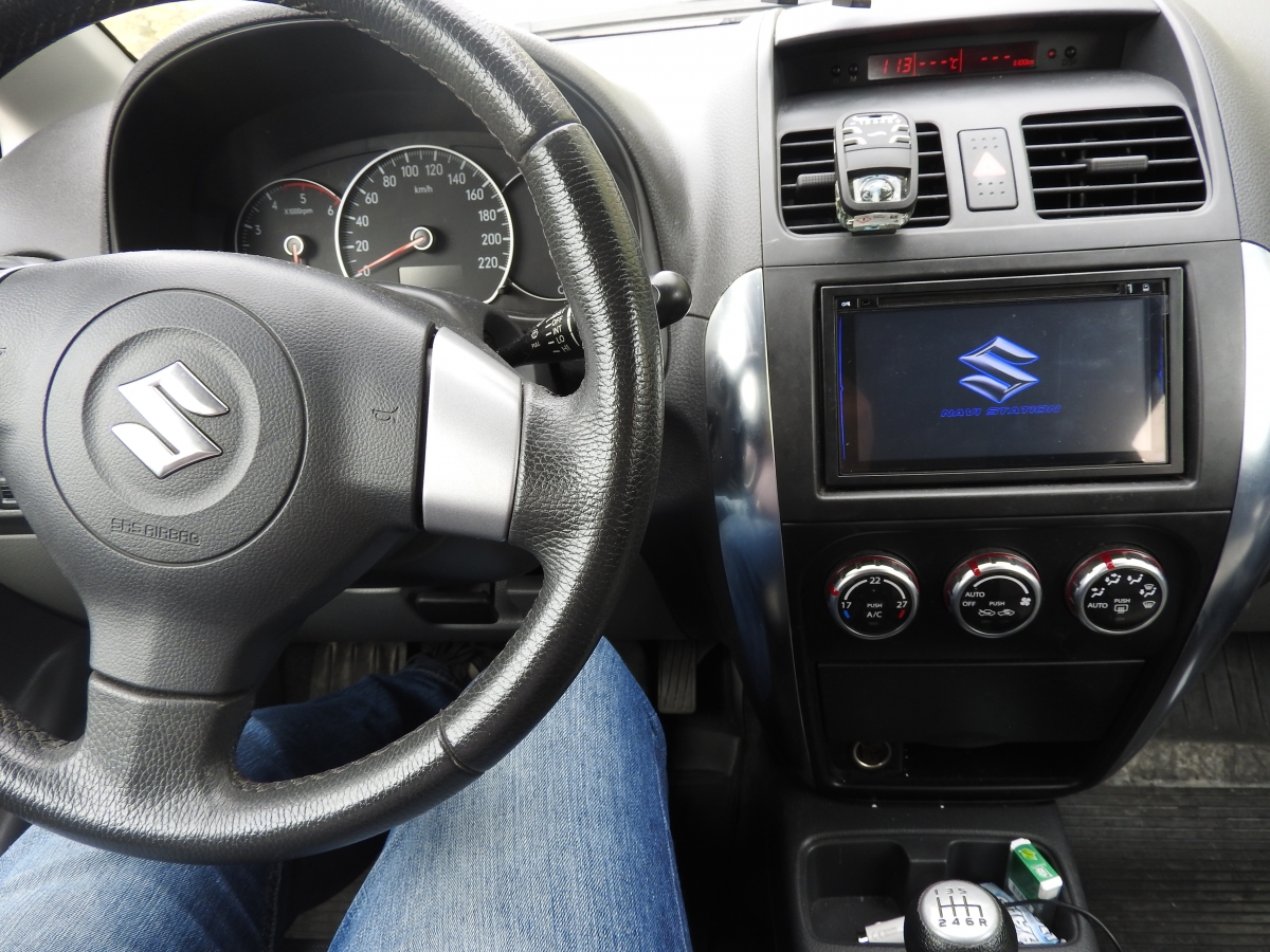 Suzuki SX-4.jpeg